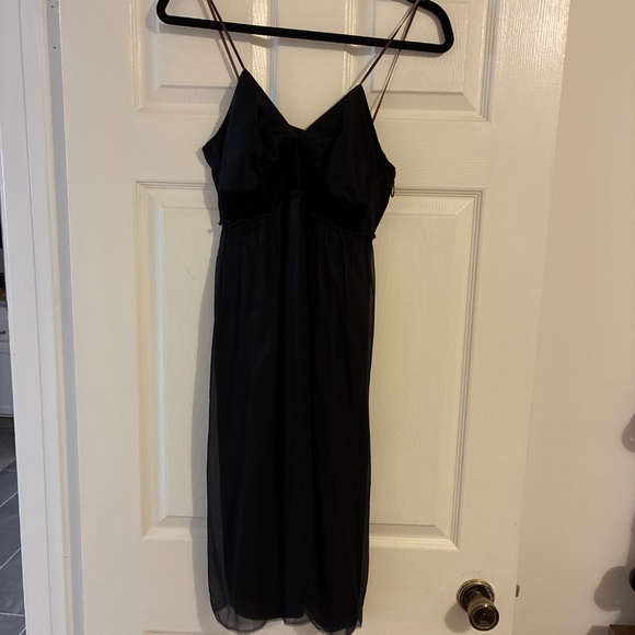 Little Black Dress • Lanvin - Picture 2 of 7